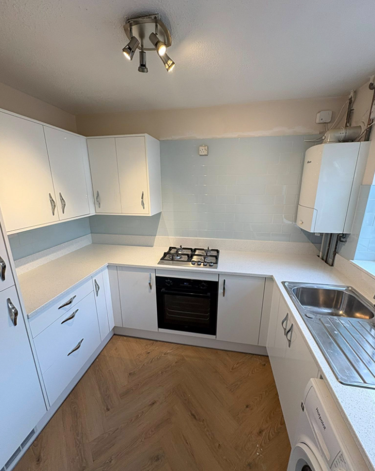 Kitchen refresh & splashback tiling 3