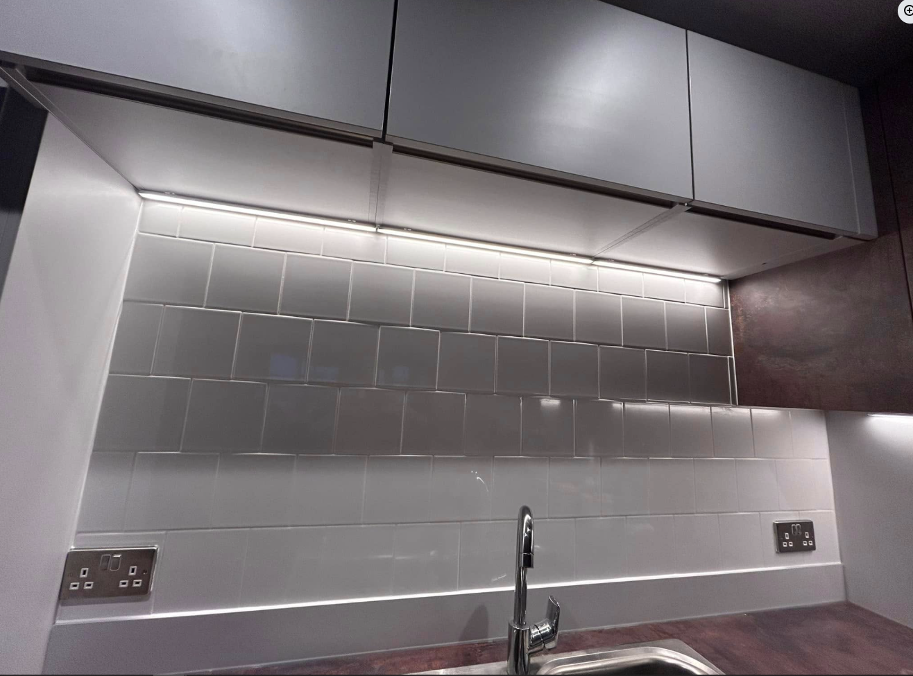 Grey metro kitchen splashback 3