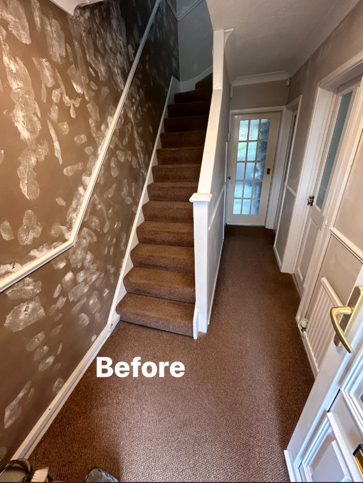 Hallway wallpaper & flooring refresh Before