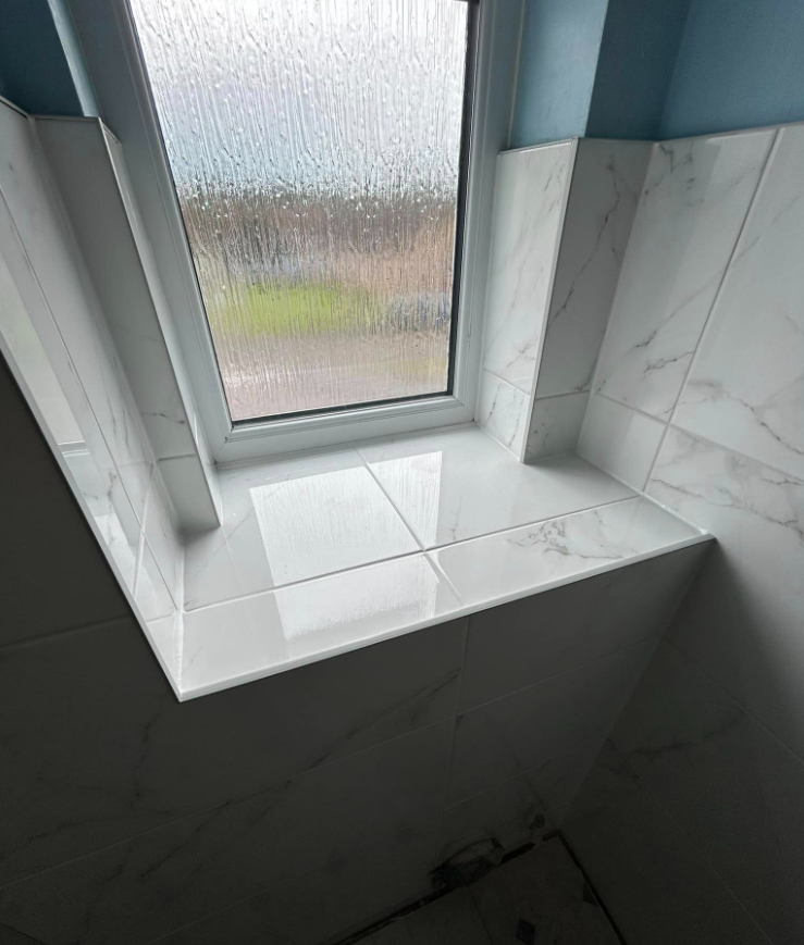 Marble-effect bathroom retile 2