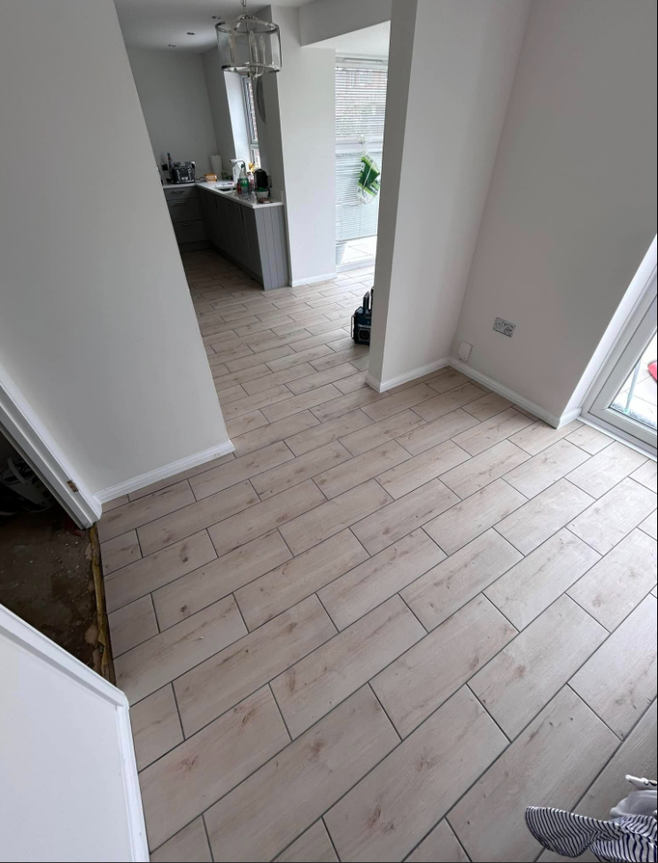 Recent laminate / lvt flooring project by House Proud